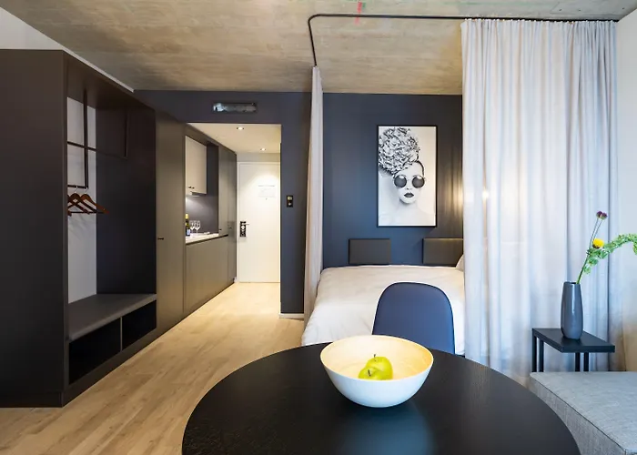 Adina Serviced Apartahotel