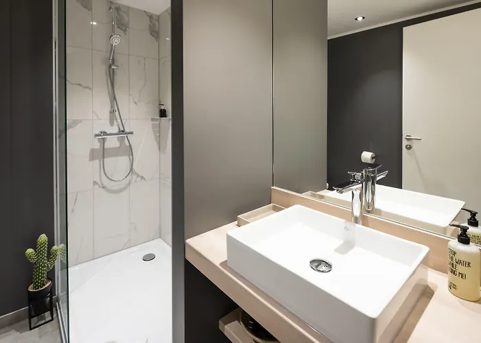 Apartahotel Adina Serviced